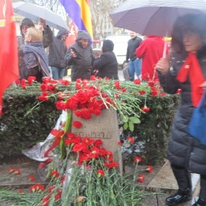 Stèle de Stalingrad à Paris 2-2-2013