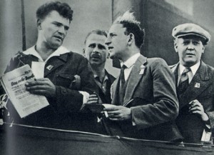 Walter Ulbricht, Albert Kuntz , Erich Weinert en 1938 meeting à Berlin  1930