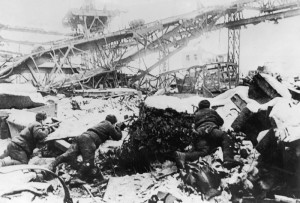 Bataille de stalingrad : combat dans les ruines de l'usine Octobre Rouge