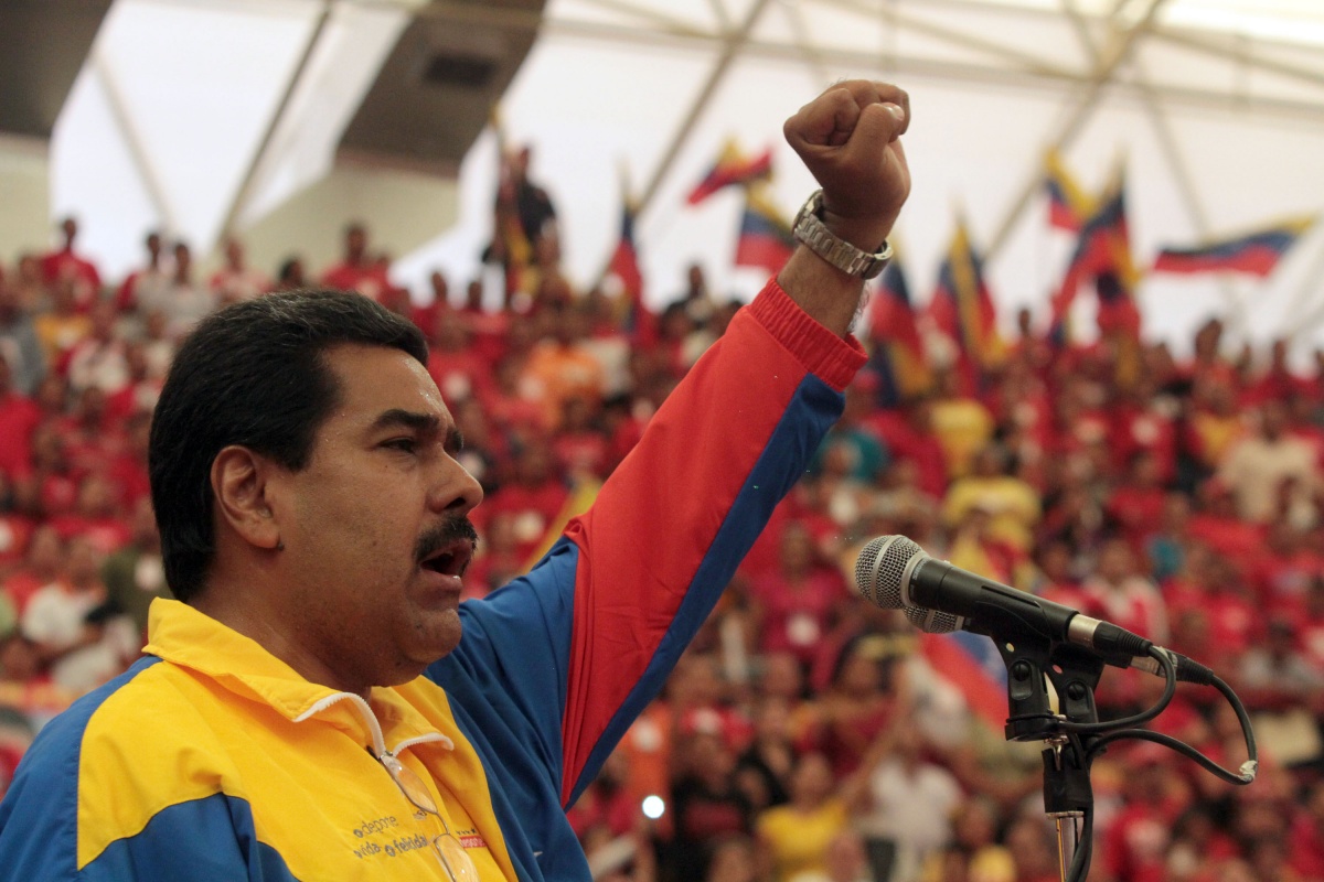 Entretien avec Nicolas Maduro, le président du Venezuela, par Max Blumenthal INITIATIVE COMMUNISTE