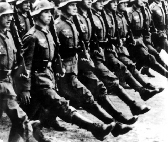 Ukraine : combattre à boulets rouges le IV Reich Euro-Atlantique en marche