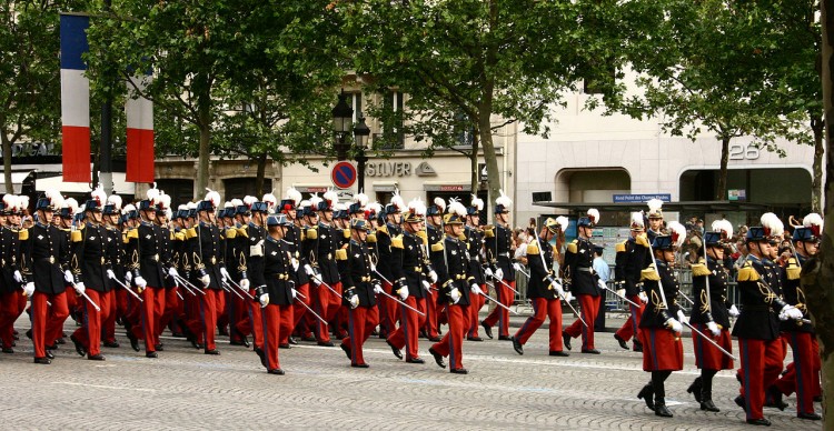 Le rejet du principe de la défense nationale, dimension de la destruction générale de la France républicaine au nom de l’Europe atlantique