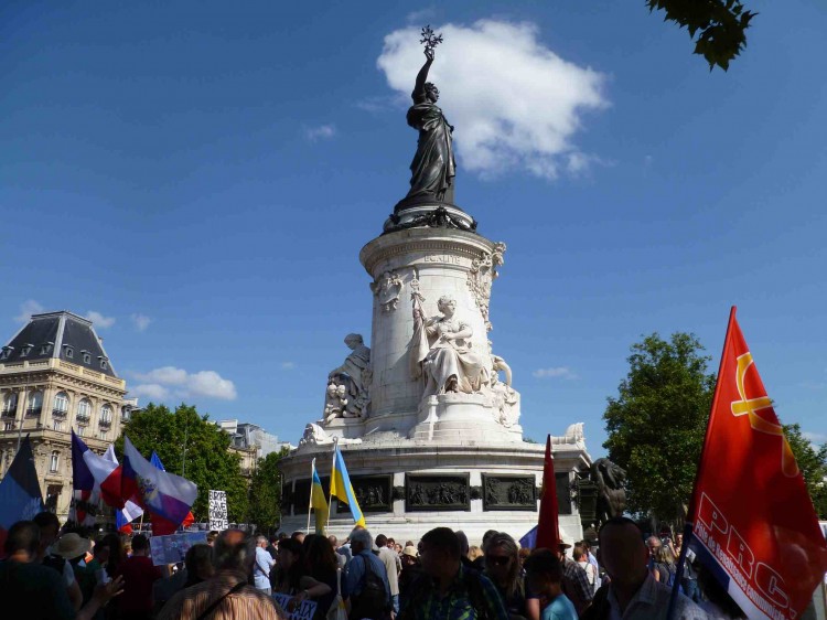 [Manifestation Paris] Soutien à lutte pour la paix et contre le fascisme : la déclaration du PRCF à la manifestation pour la paix en Ukraine