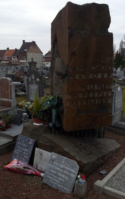 Monument hommage à Vasil Borik