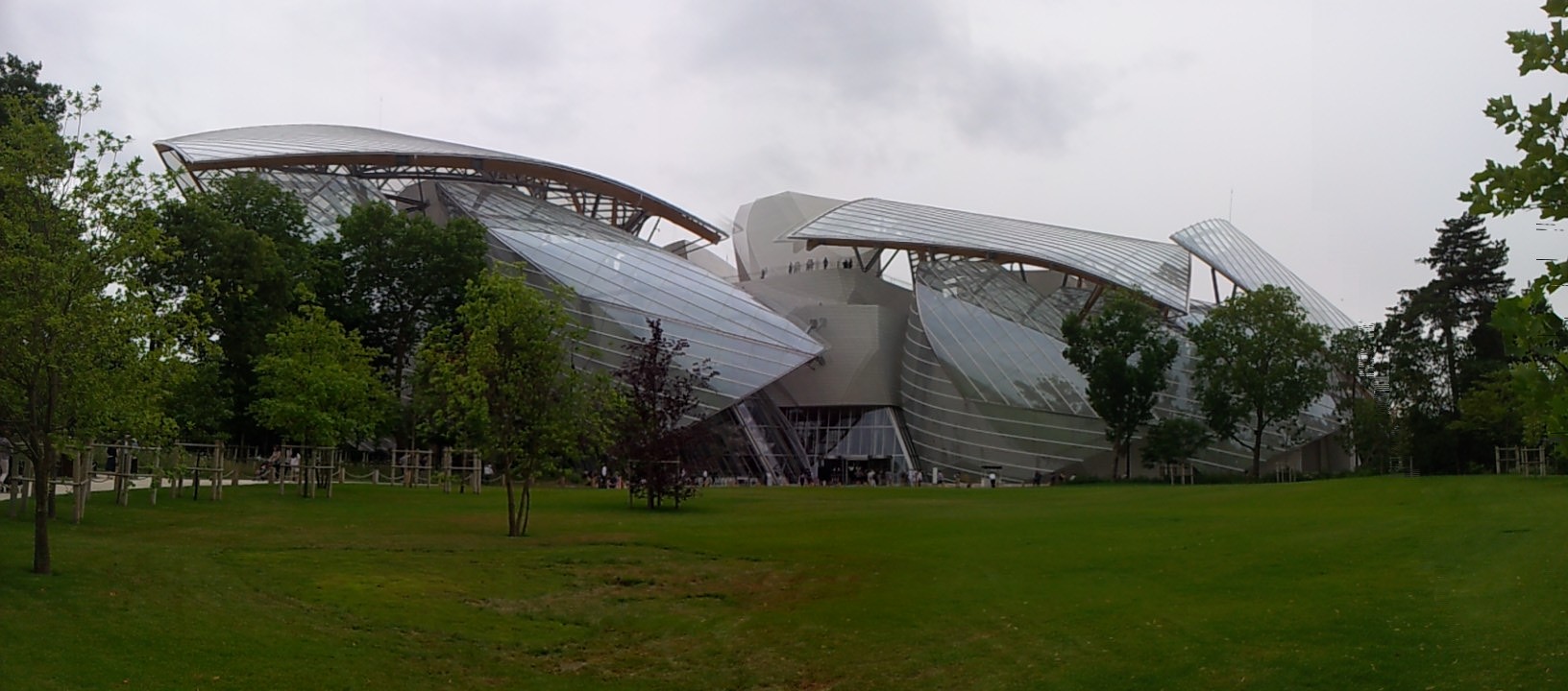Fondation Louis Vuitton – monument … d’arrogance !