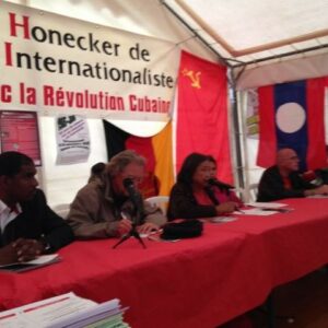 12/09/2015 Fête de l'Huma, meeting international sur le stand du PRCF, intervention de Iba Aidit pour Réseau Indonésie et Solidarité Indonésie