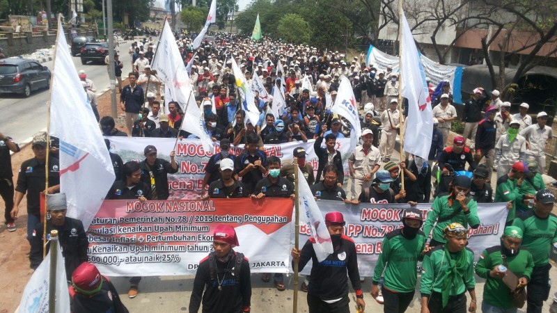 Grève générale en Indonésie pour les salaires : 2 millions d’ouvriers mobilisés !