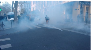 Nuage de gaz contre la manifestation à Lyon - 17 mars