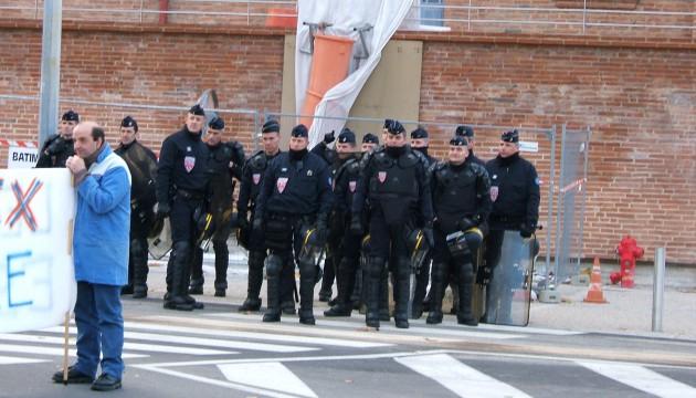 Molex : les voyous ce sont les capitalistes, par les travailleurs !