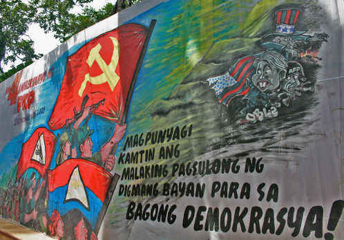 Philippines : Duterte engage des négociation de paix avec les rebelles communistes