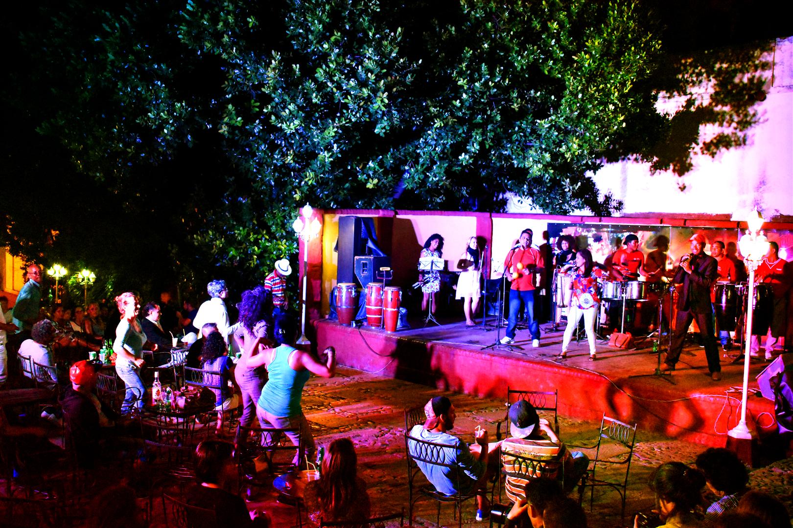 Cuba, l’étonnement musical ! – par Jean Pierre Combe