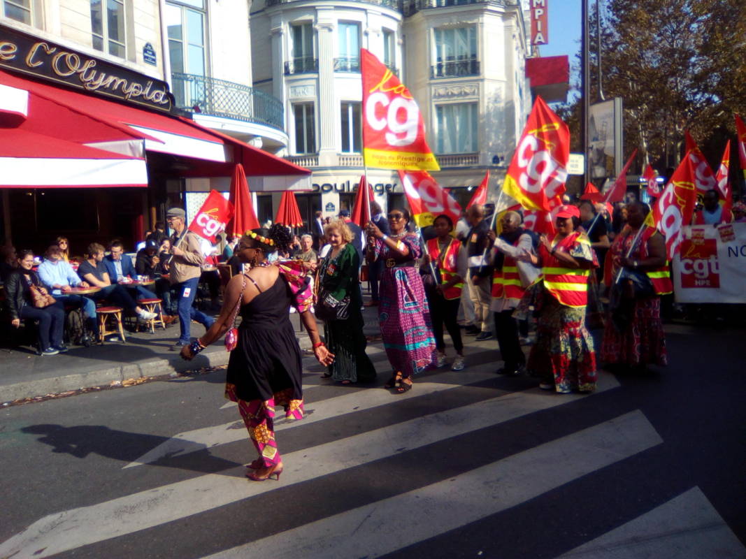 #Paris Solidarité avec les grévistes de l’Hôtel Park Hyatt Vendôme