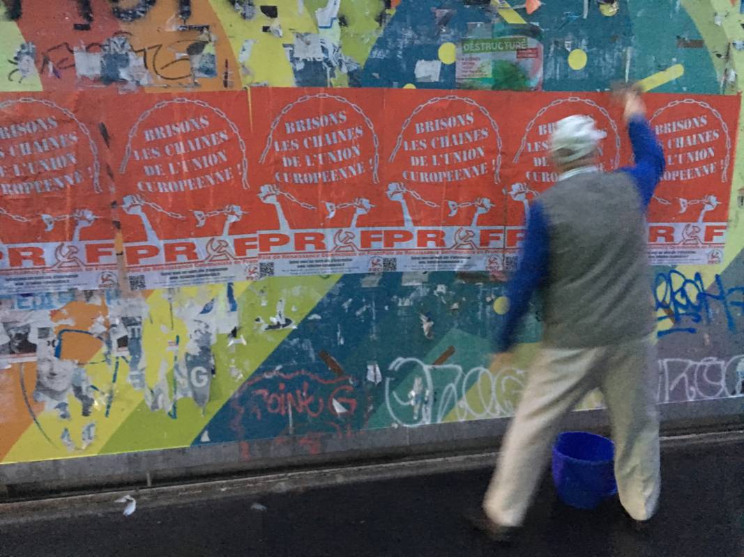 Affichage, tractage : le PRCF 69 mobilisé pour la solidarité antifasciste et défendre les travailleurs