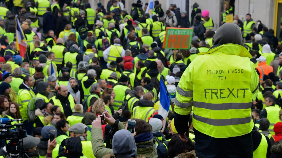 #GiletsJaunes #ActeXII : Forte mobilisation contre les violences du régime Macron UE MEDEF