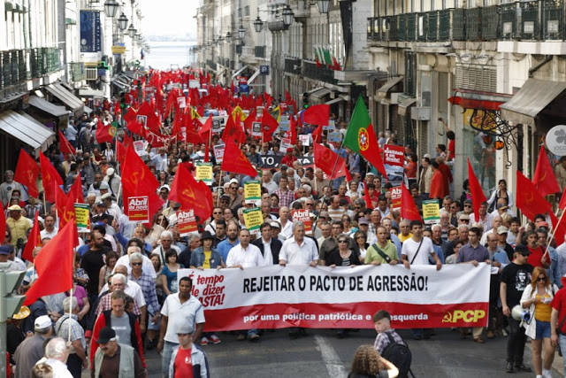 Élections européennes, des réactions des partis communistes en Grèce, en Espagne, au Portugal.