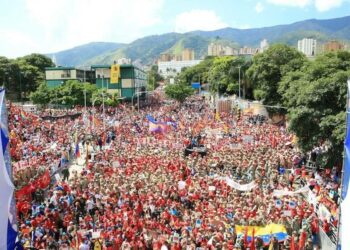 Le peuple du Venezuela mobilisé en masse contre le blocus US. Une pétition auprès de l’ONU lancée. #NoMoreTrump
