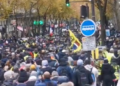 #Acte53 Mobilisés par dizaines de milliers, les gilets jaunes interdits de manifester à Paris