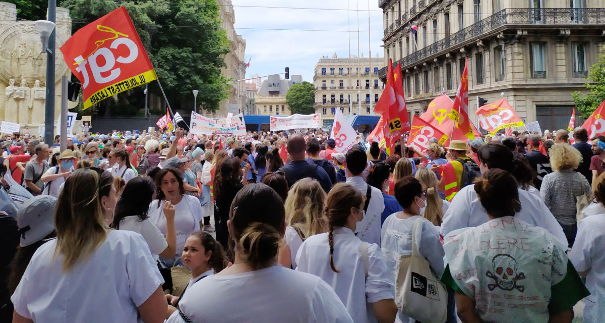 16 juin 2020 : Par centaines de milliers mobilisés pour les #soignants et l’hôpital public attaqués par l’euro austérité. Retour en image sur les manifestations.