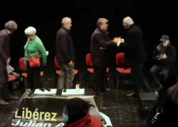 #LibertépourAssange : rencontre d’Aymeric Monville avec John Shipton le père de Julian Assange