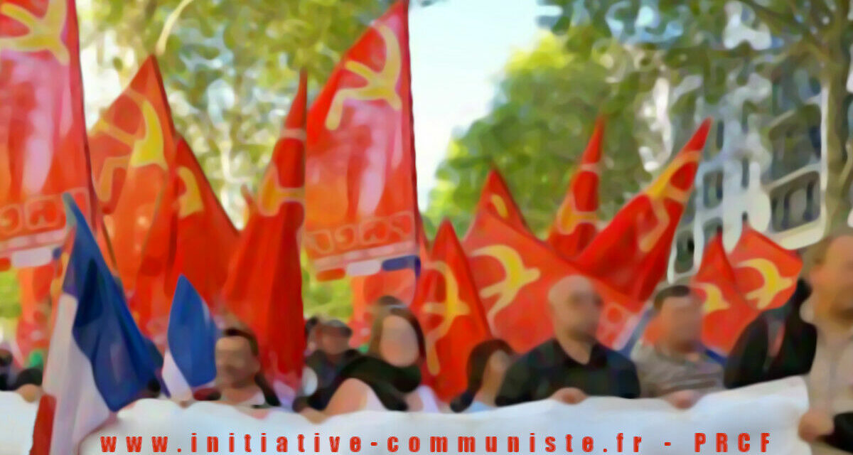 Le seul esprit de résistance pour la France, c’est l’Alternative Rouge et Tricolore ! #MacronDémission #BonneAnnée2022