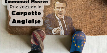 Macron distingué prix de la carpette anglaise
