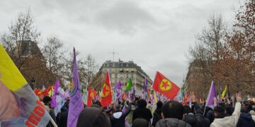 Attentat contre les kurdes à Paris : face à la manifestation à République, les mensonges médiatiques