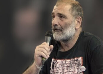 Deux textes de Charles Hoareau intéressant la défense de la paix