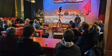 Organisés, rassemblés et mobilisés pour la paix des travailleurs : le meeting du 11 novembre à la Belle Etoile en photos et vidéos