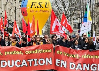 La moitié des enseignants en grève, blocage des routes par les paysans, action pour les salaires dans l’Energie. Construire la résistance générale tous ensemble ?