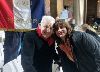 Manouchian est entré au Panthéon, accompagné par Léon Landini résistant FTP MOI et président du PRCF pour célébrer et continuer avec le PRCF le combat de la résistance communiste.
