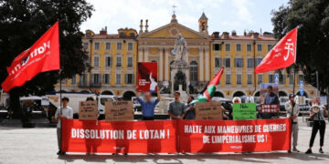 A Nice, le PRCF manifeste pour la paix avec la Plateforme anti impérialiste mondiale