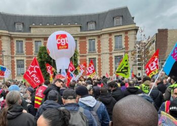 Stoppons la privatisation de Transdev et des centre bus RATP !