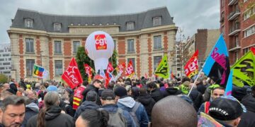 Stoppons la privatisation de Transdev et des centre bus RATP !