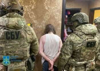 En Ukraine de nouvelles rafles anticommunistes, soutien aux communistes ukrainiens, liberté pour les frères Kononovich !