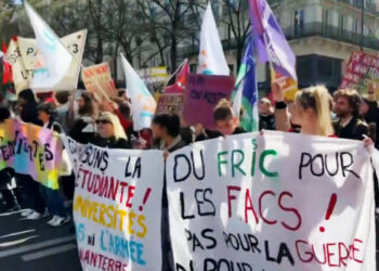 Austérité pour l’Université et les facs afin de financer la guerre : la jeunesse se mobilise pour défendre son avenir.