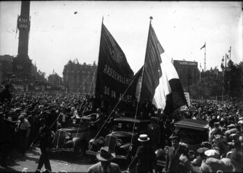Face au 14 juillet belliciste, antisocial et fascisant de Macron, notre 14 juillet 2025 sera pacifique, patriotique et antifasciste ! 