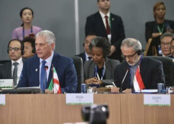 Díaz-Canel au 17e Sommet des BRICS : « Ce dont l’espèce humaine a urgemment besoin pour survivre, c’est de plus de respect pour nos différences légitimes, de plus de dialogue, de coopération et d’intégration. »