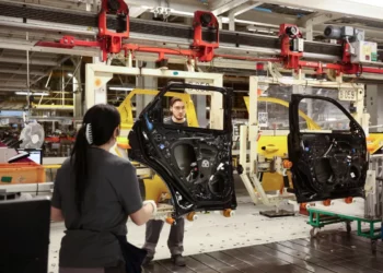 À Renault, les salariés refusent la militarisation de leurs usines