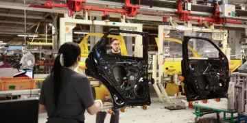 À Renault, les salariés refusent la militarisation de leurs usines