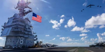 Danger pour le Venezuela, escalade dans la guerre mondiale : le porte avion USS Ford en mer des Caraïbes.