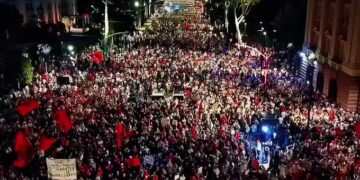 Albanie : soulèvement populaire pour exiger la démission des fantoches de Trump qui livre le pays à Ivanka et Kushner